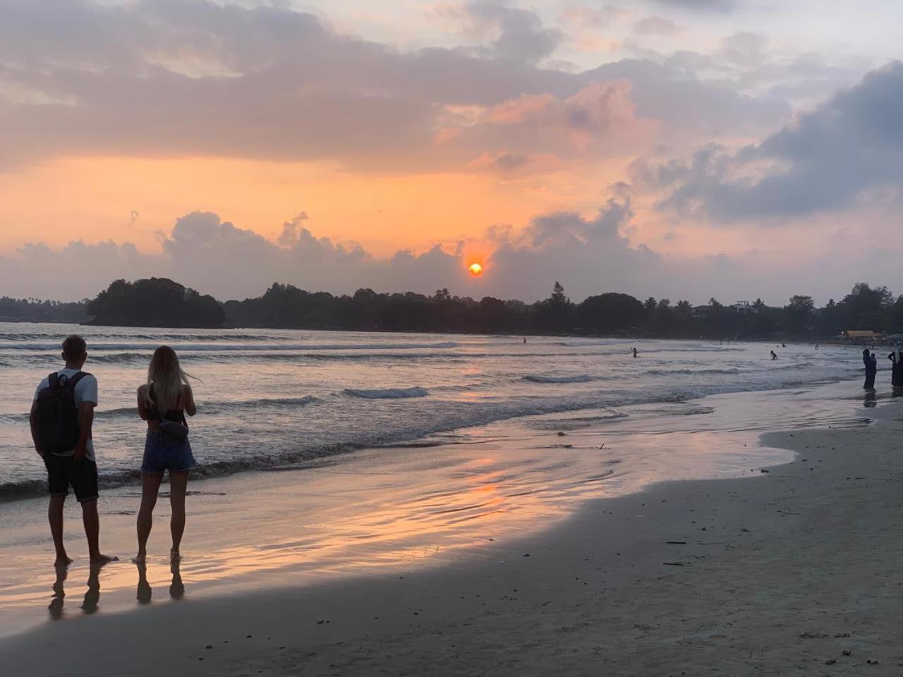 Skywalker Guest House Weligama Extérieur photo